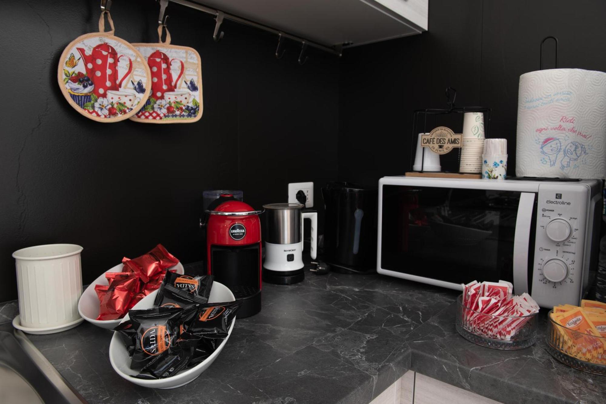 Dolce Alba Bed & Breakfast Montecastrilli ภายนอก รูปภาพ