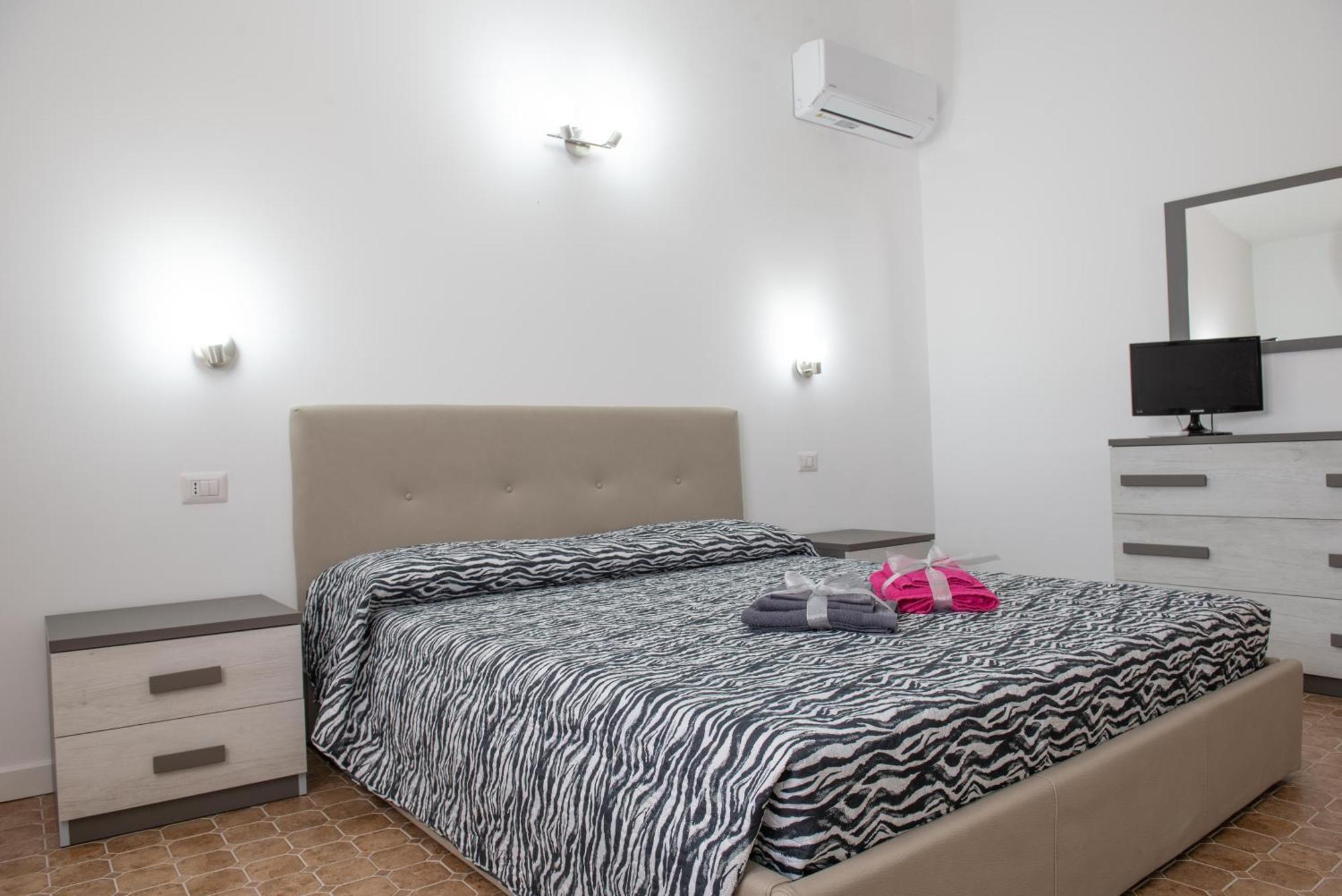 Dolce Alba Bed & Breakfast Montecastrilli ภายนอก รูปภาพ